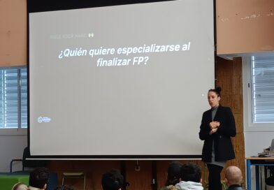 Los alumnos de informática descubren el modelo y entorno de trabajo de Stemdo en una charla formativa Los alumnos de informática descubren el modelo y entorno de trabajo de Stemdo en una charla formativa